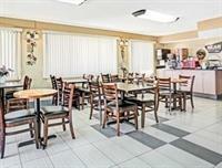 Travelodge Aurora Denver Area Екстериор снимка